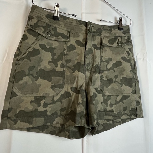 Camo Green Women's Shorts - Picture 3 of 10